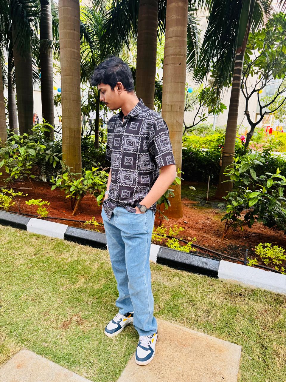 Charanbalaji Neelampalli